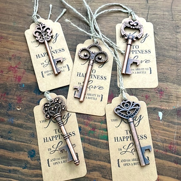 🗝️Vintage Style Copper Key Bottle Opener House Warming Birthday Christmas Gift🗝️ - Picture 4 of 4
